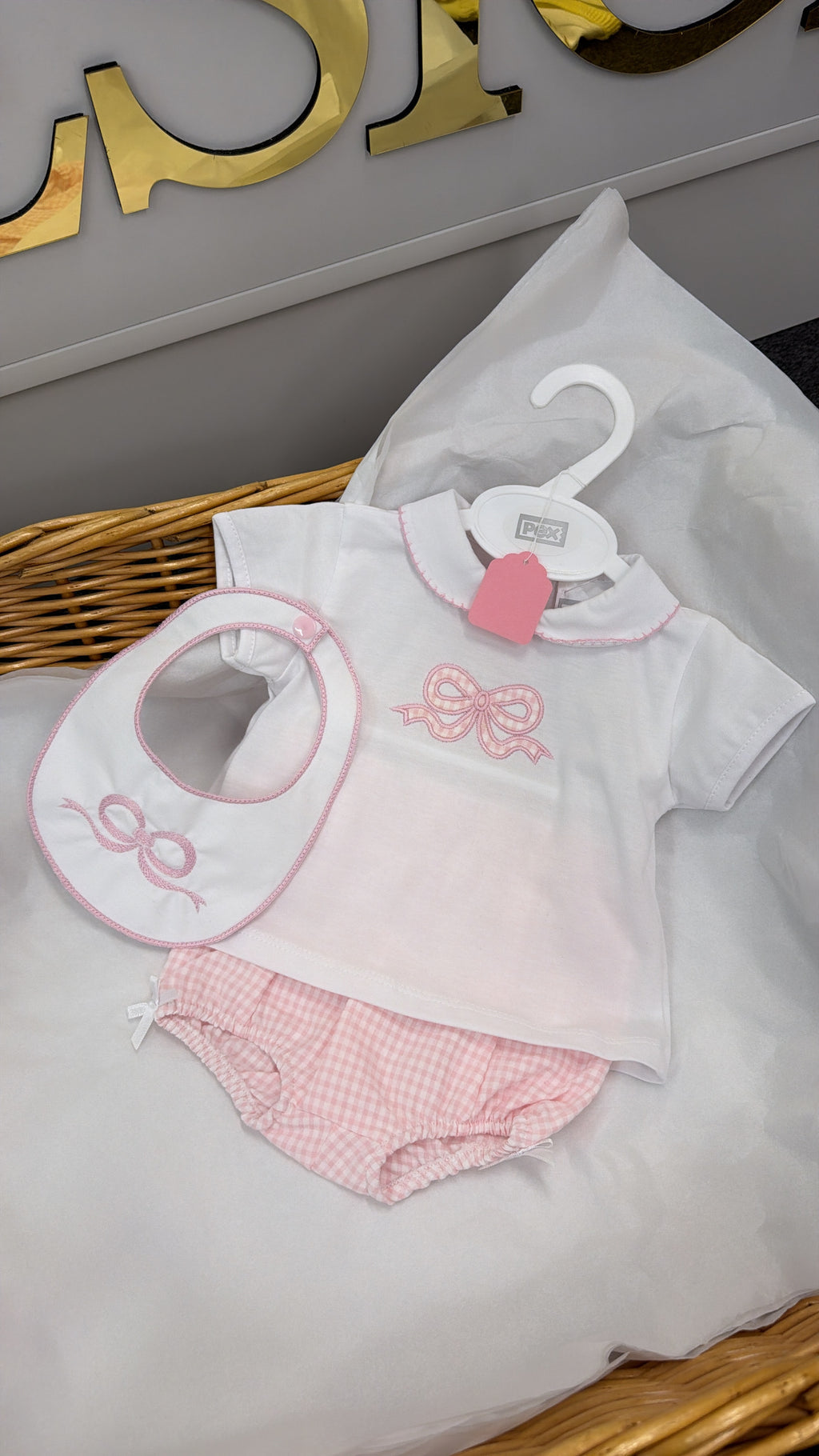 bow pant set and bib!