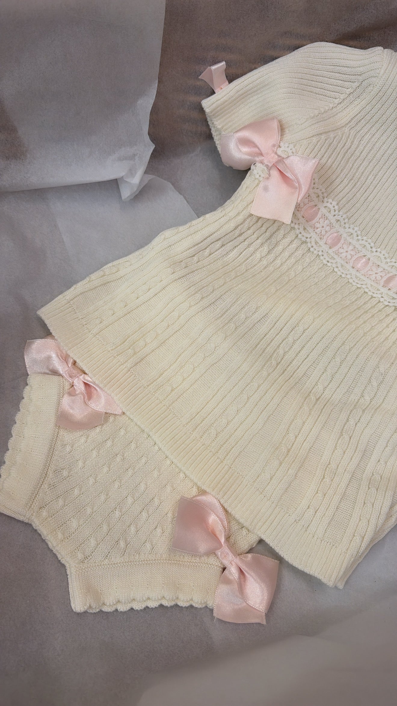 Cream & pink top & pant set