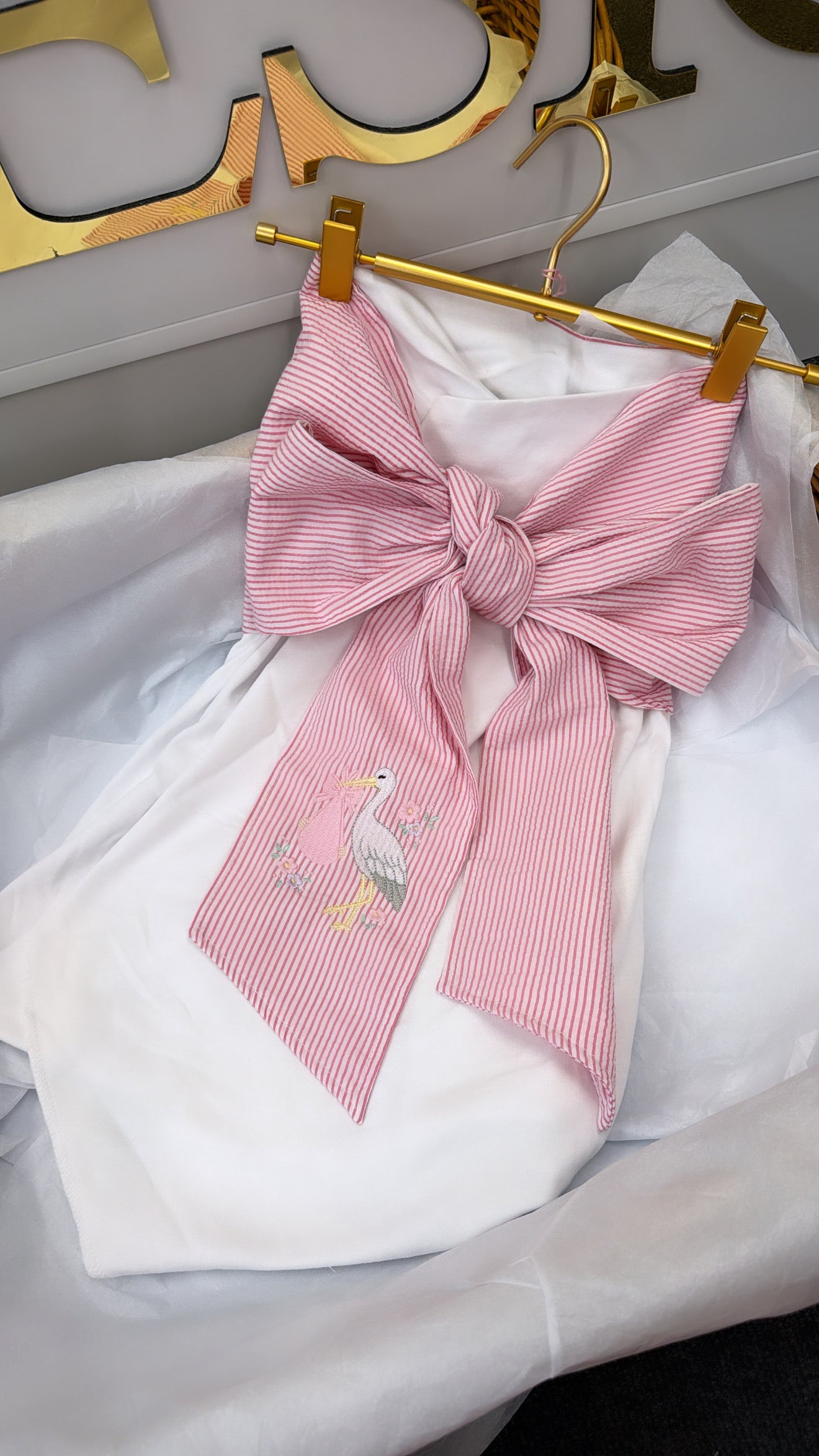 Pink stork swaddle & bow