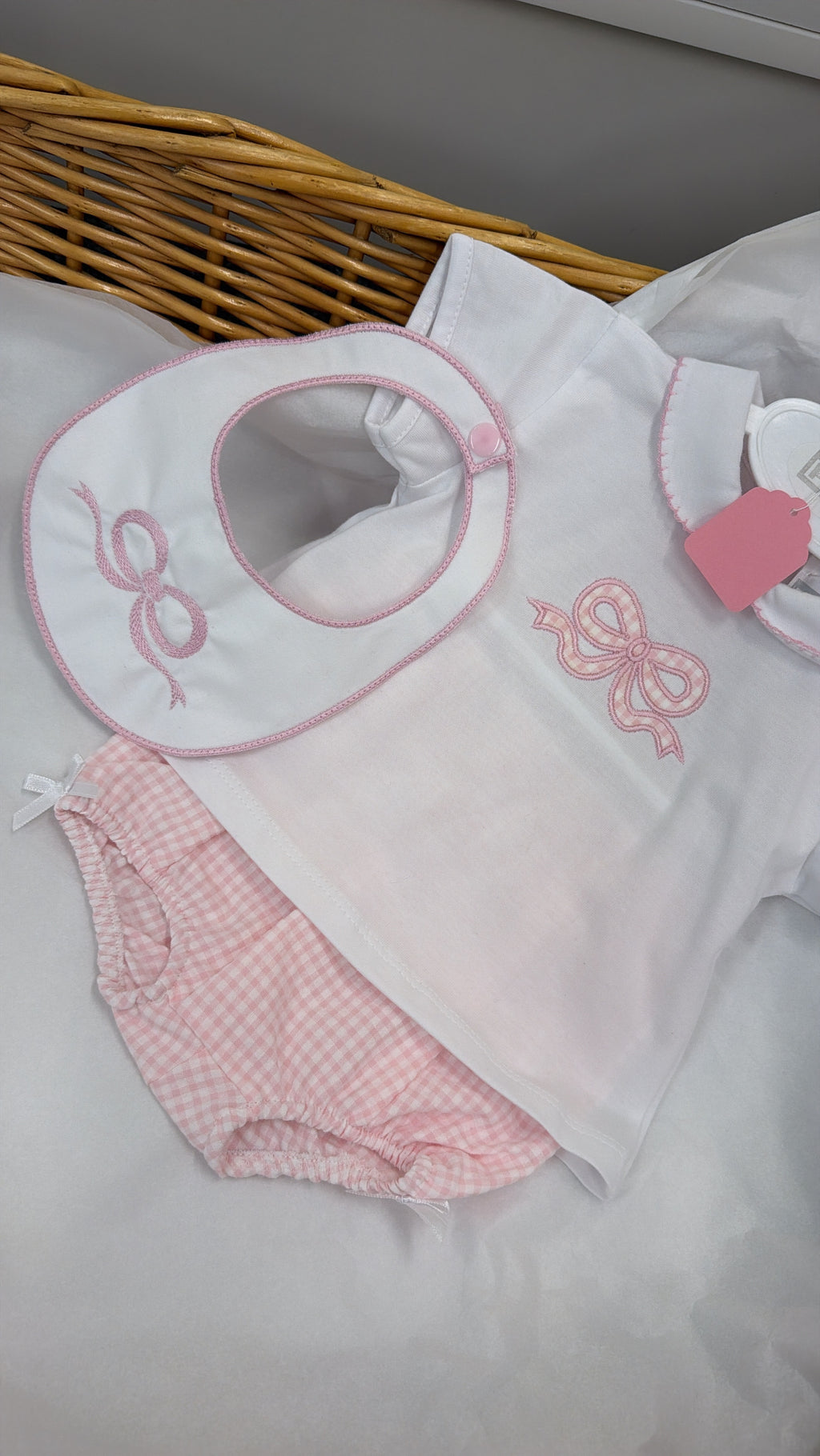bow pant set and bib!