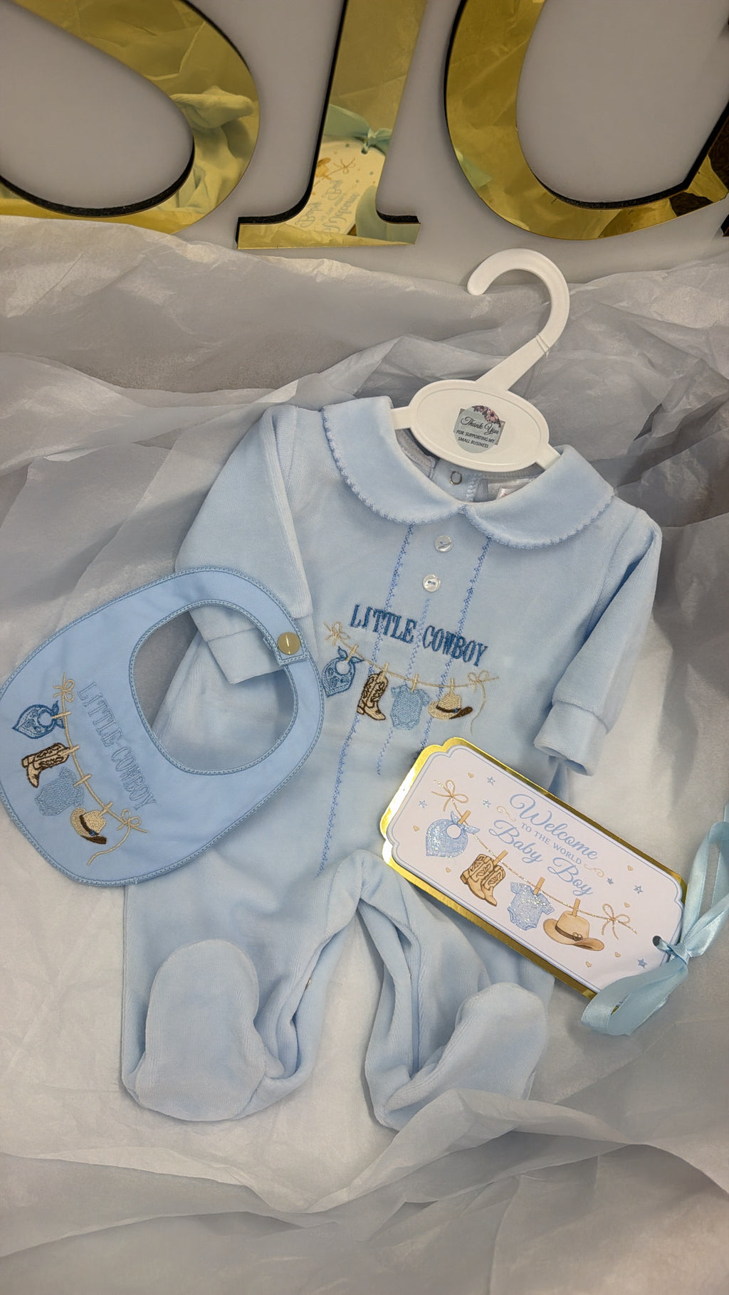 Newborn Little cowboy set with arrival tag (bib,babygrow&tag)