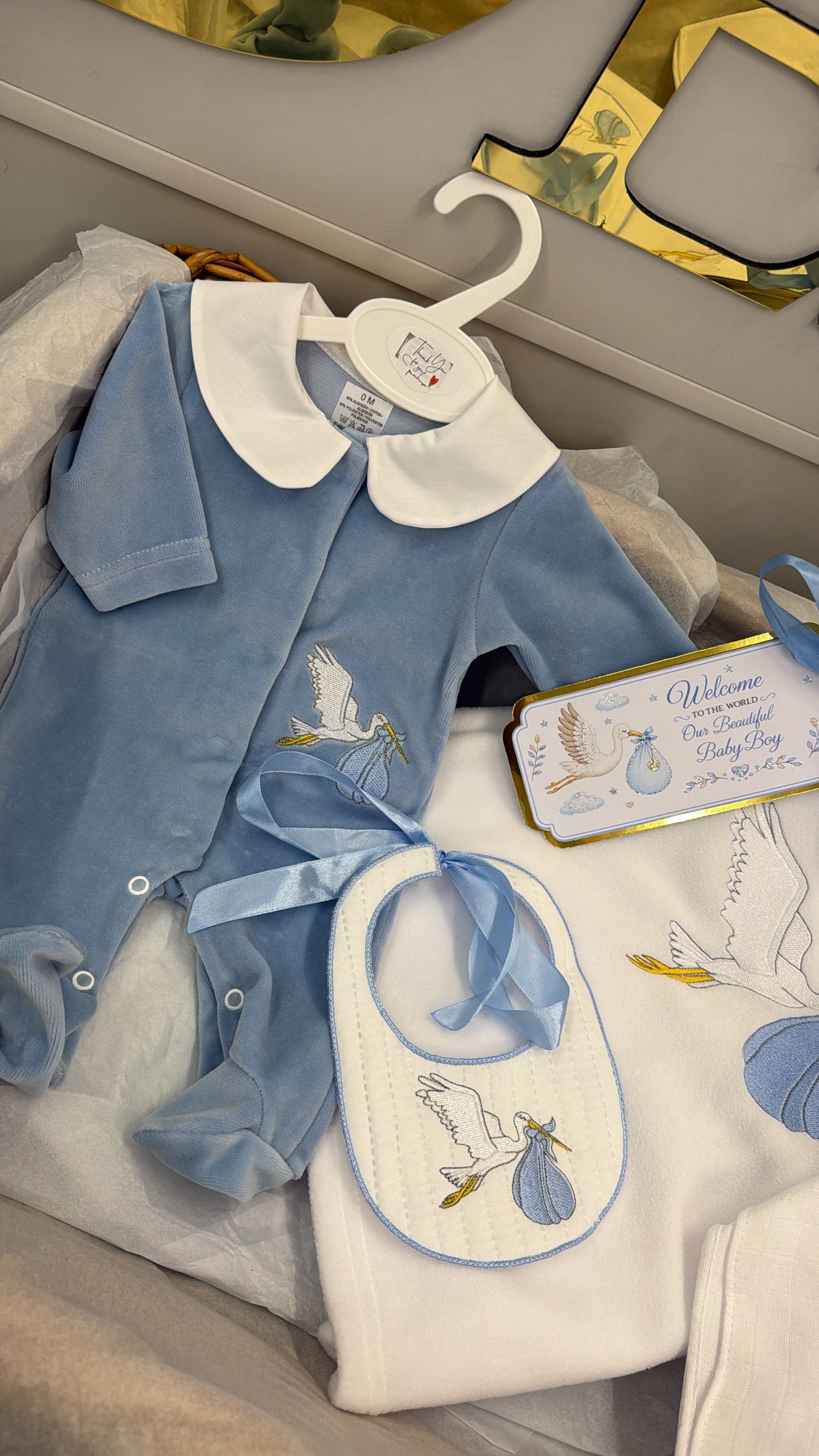 Full arrival blue stork set (bib,blanket,arrival tag,babygrow&muslin