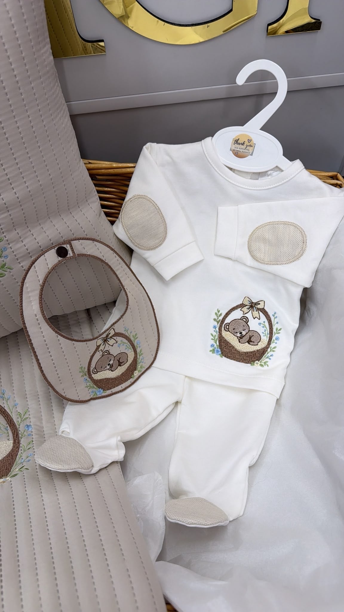 Sleepy bear hospital set: pillow, top, trousers,tag and throw