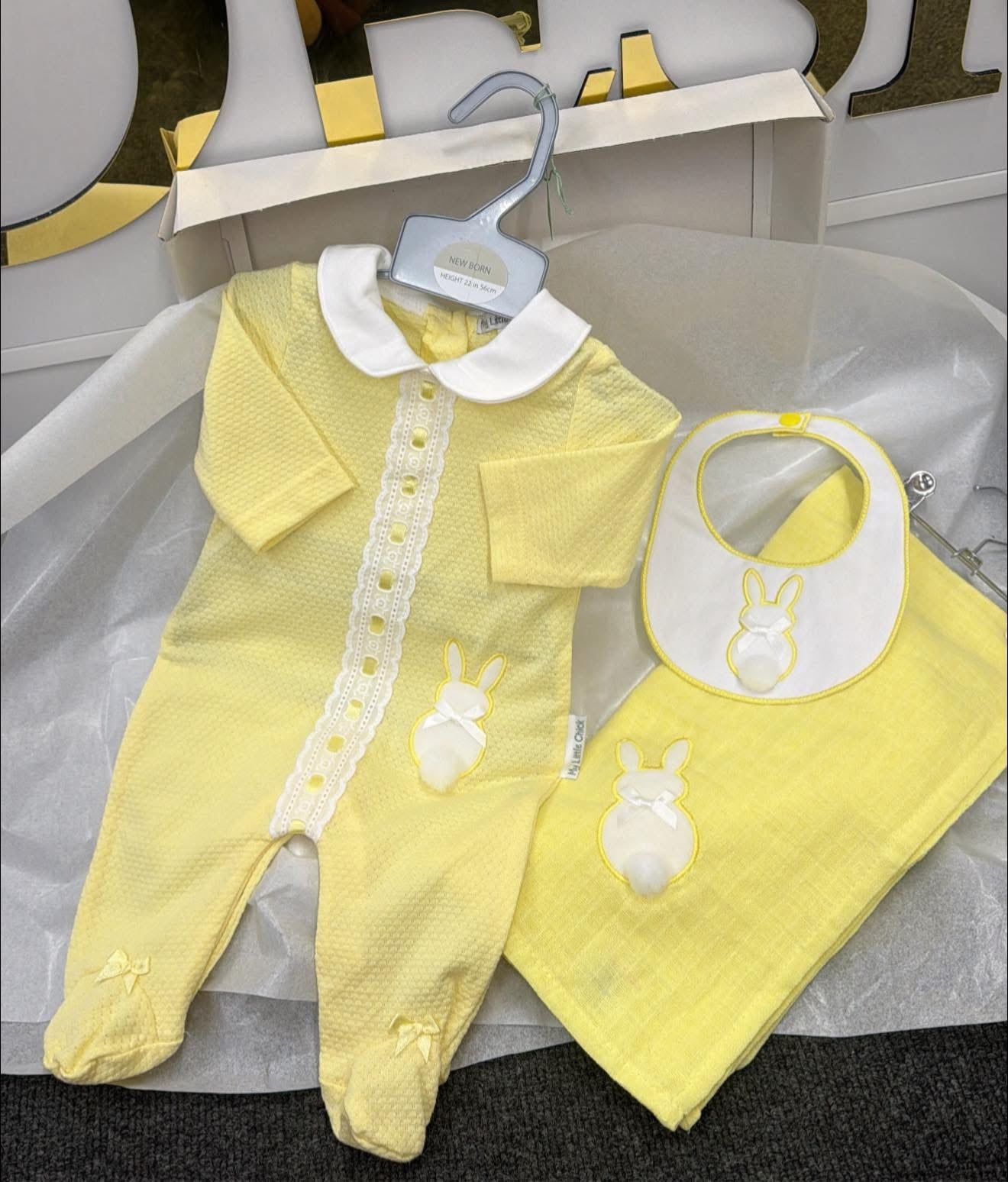Lemon bunny babygrow bib&muslin