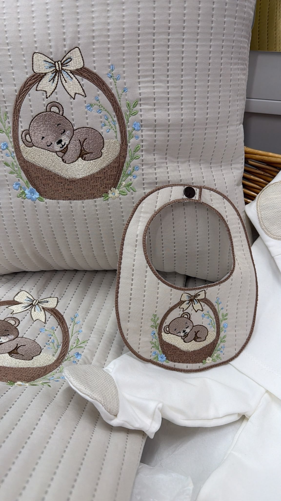 Sleepy bear hospital set: pillow, top, trousers,tag and throw