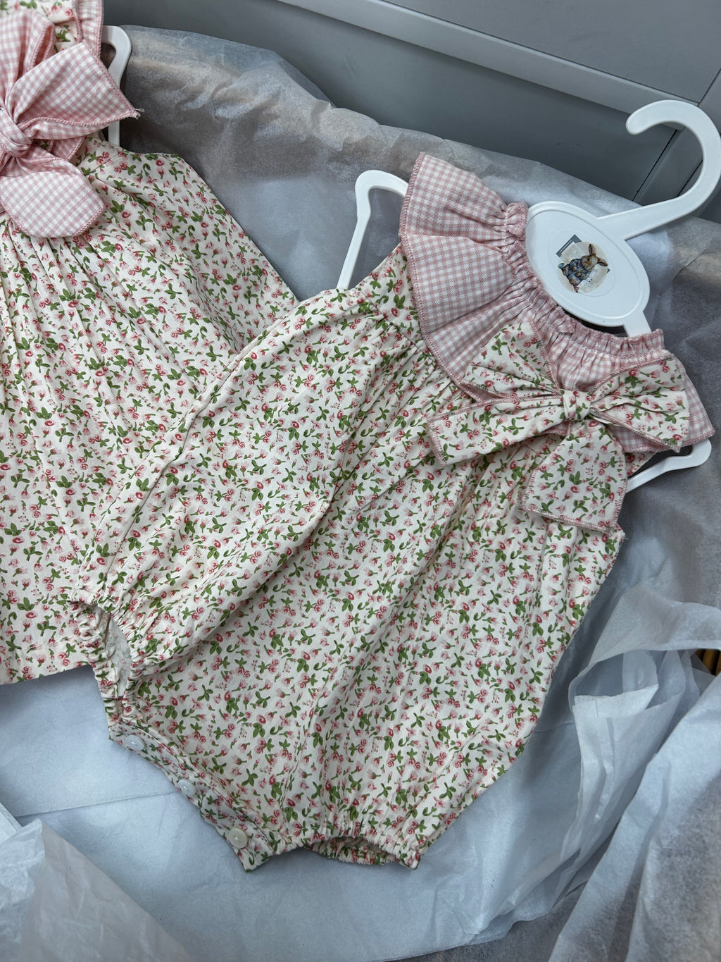 Floral romper with check collar