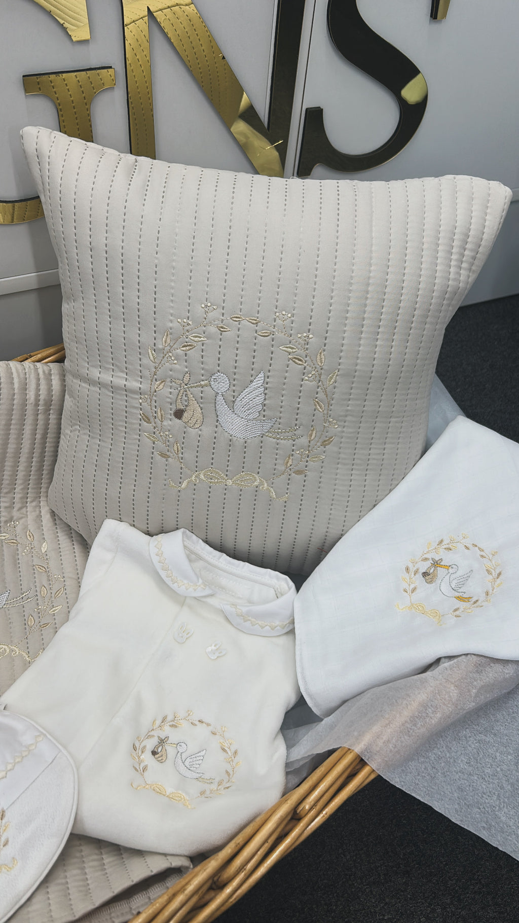 Stork hospital set( babygrow new born )