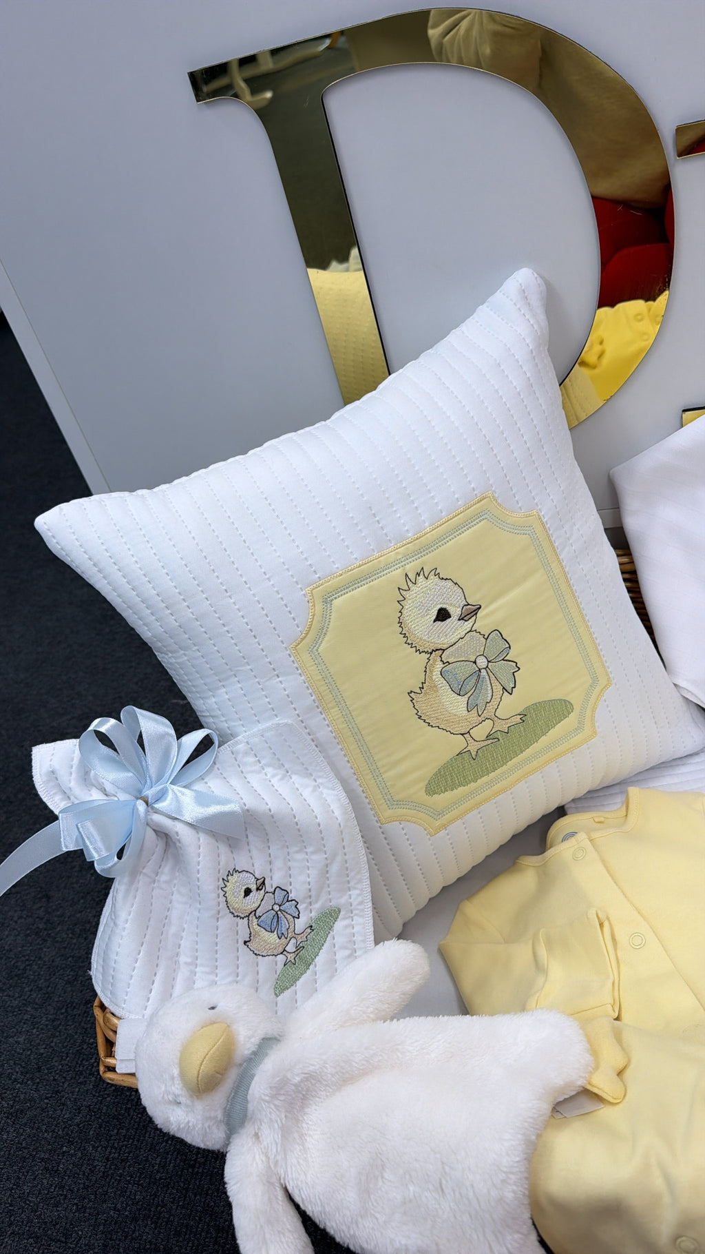 Lemon chick hospital set