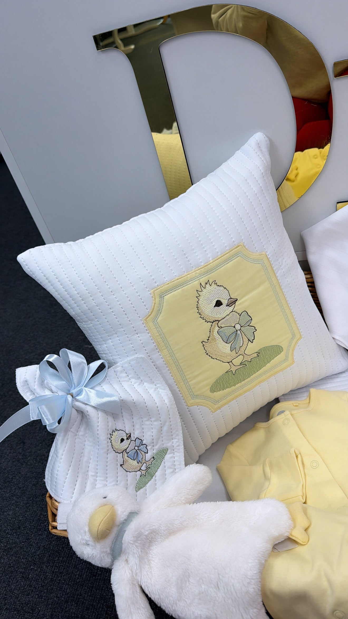 Lemon chick hospital set