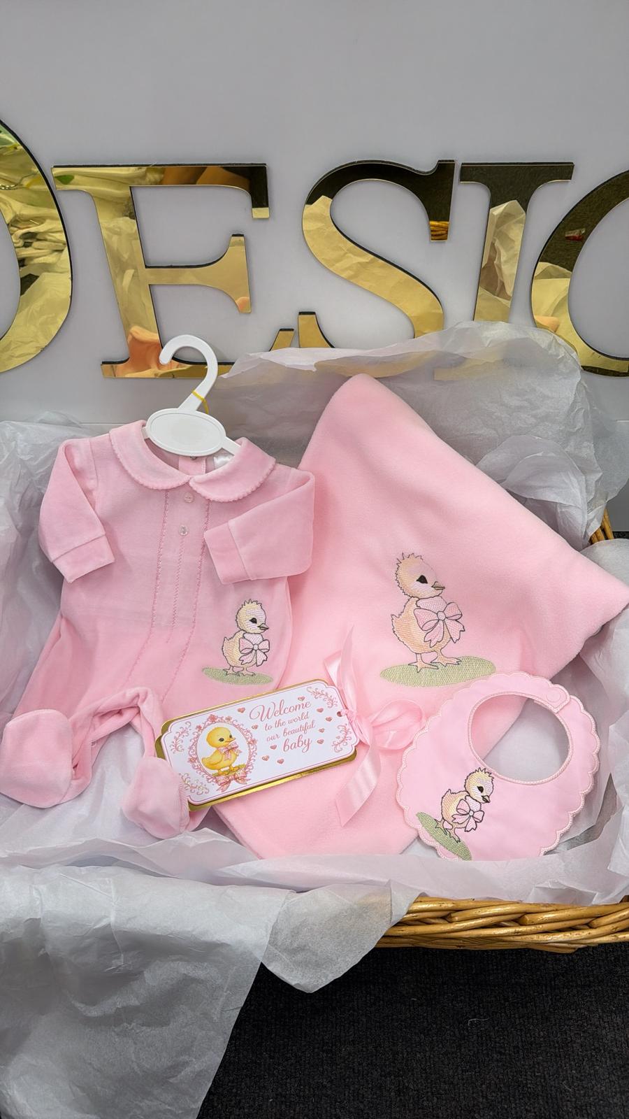 Pink duckling full set : baby grow, bib, blanket & arrival tag
