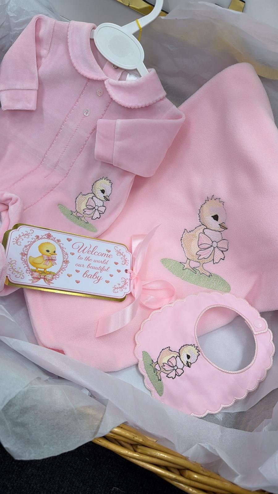 Pink duckling full set : baby grow, bib, blanket & arrival tag