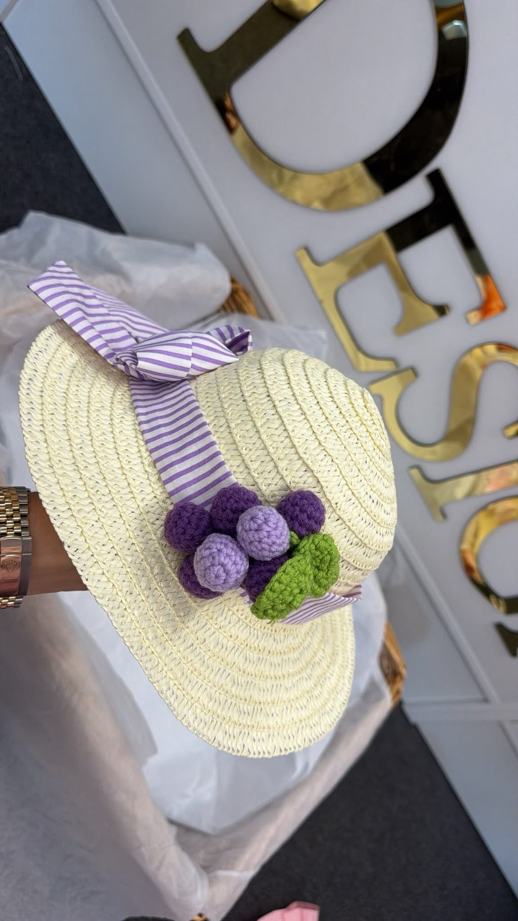 Lilac grape hat