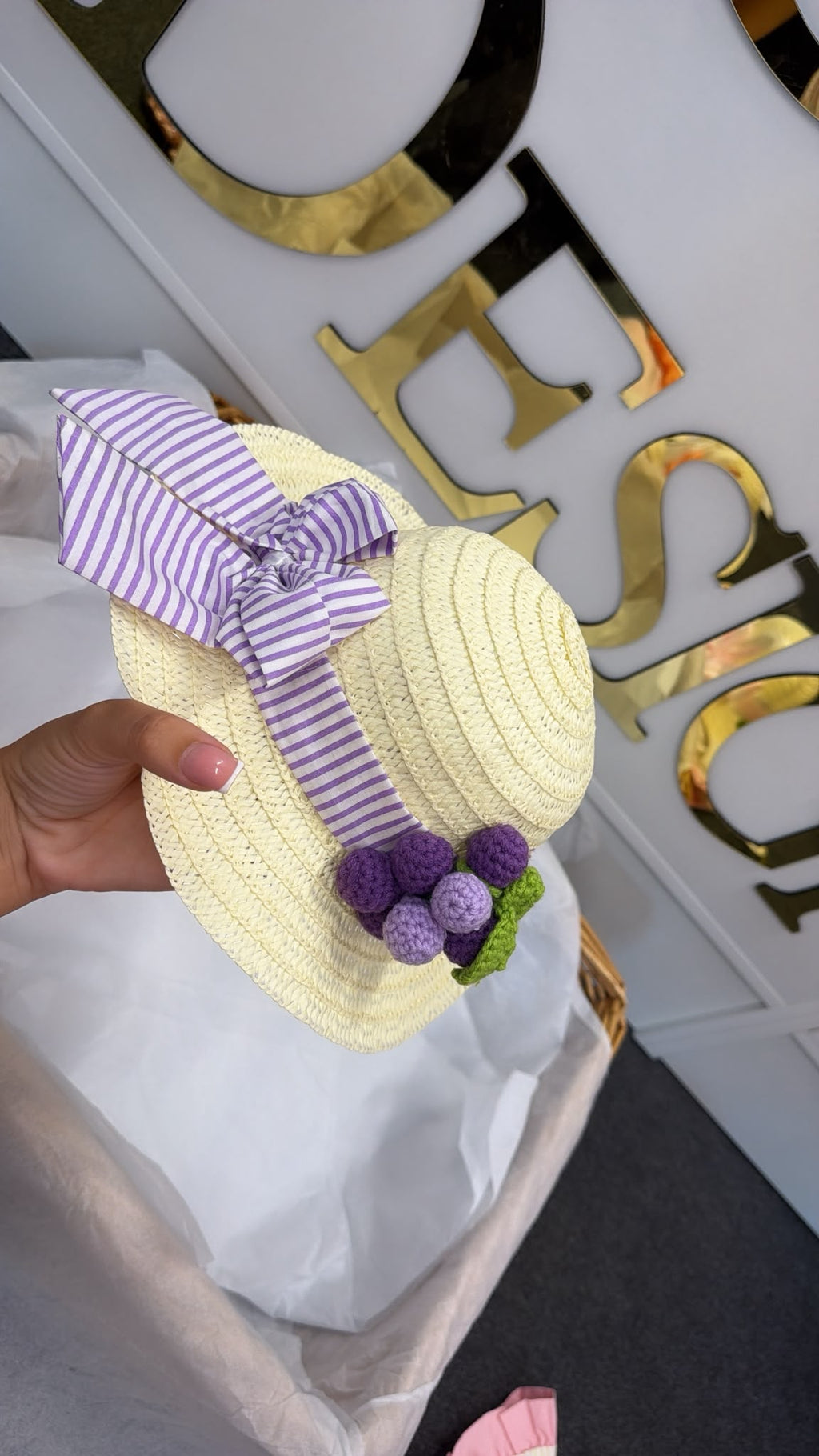 Lilac grape hat