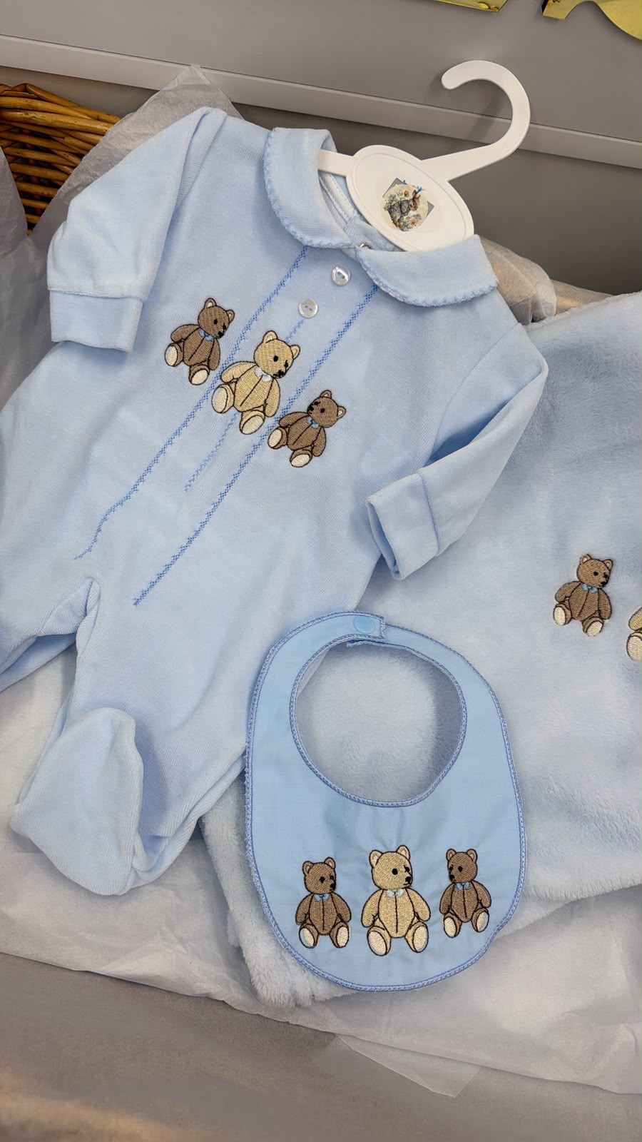 3 bears babygrow, bib and blanket set
