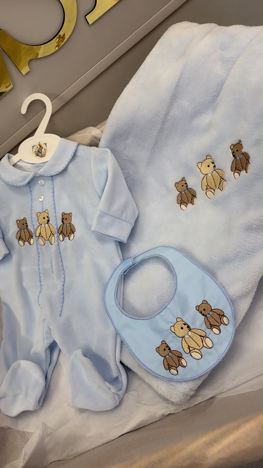 3 bears babygrow, bib and blanket set