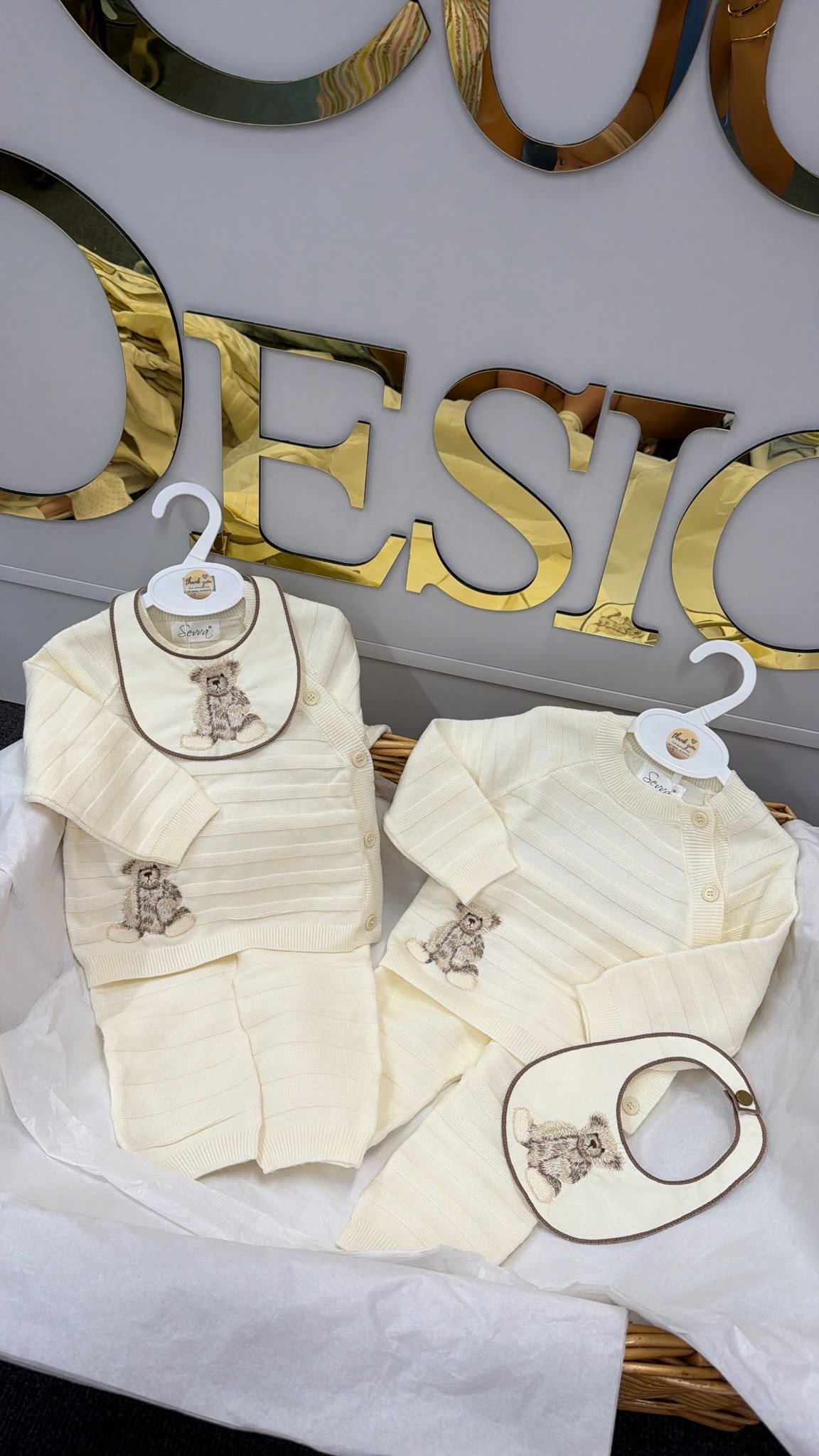 Bear cream and brown knit set with bib