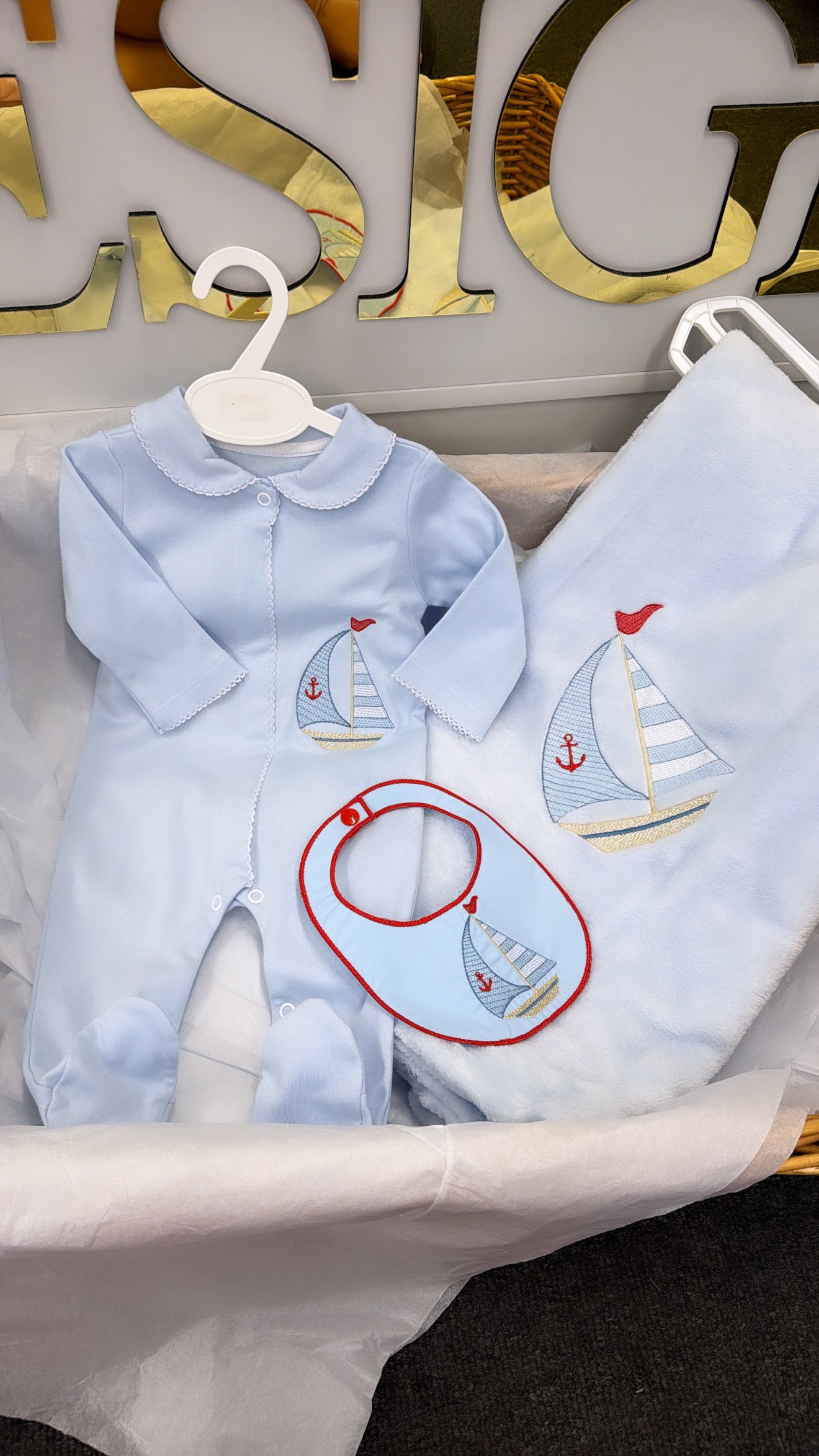 Sailboat babygrow&blanket set
