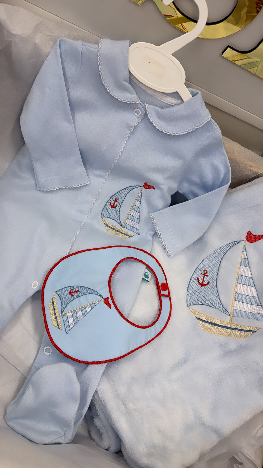 Sailboat babygrow&blanket set