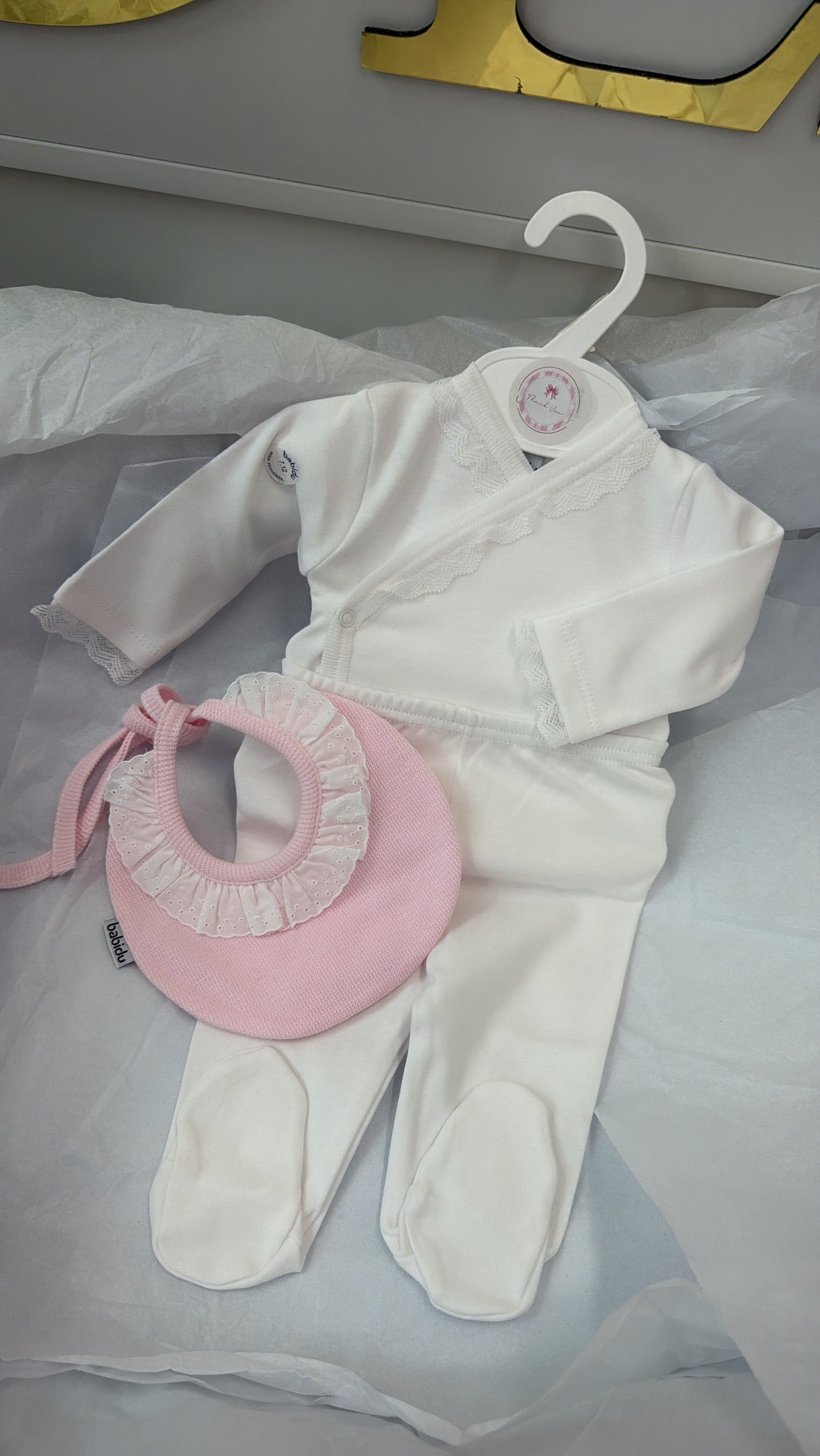 White and pink Babidu set