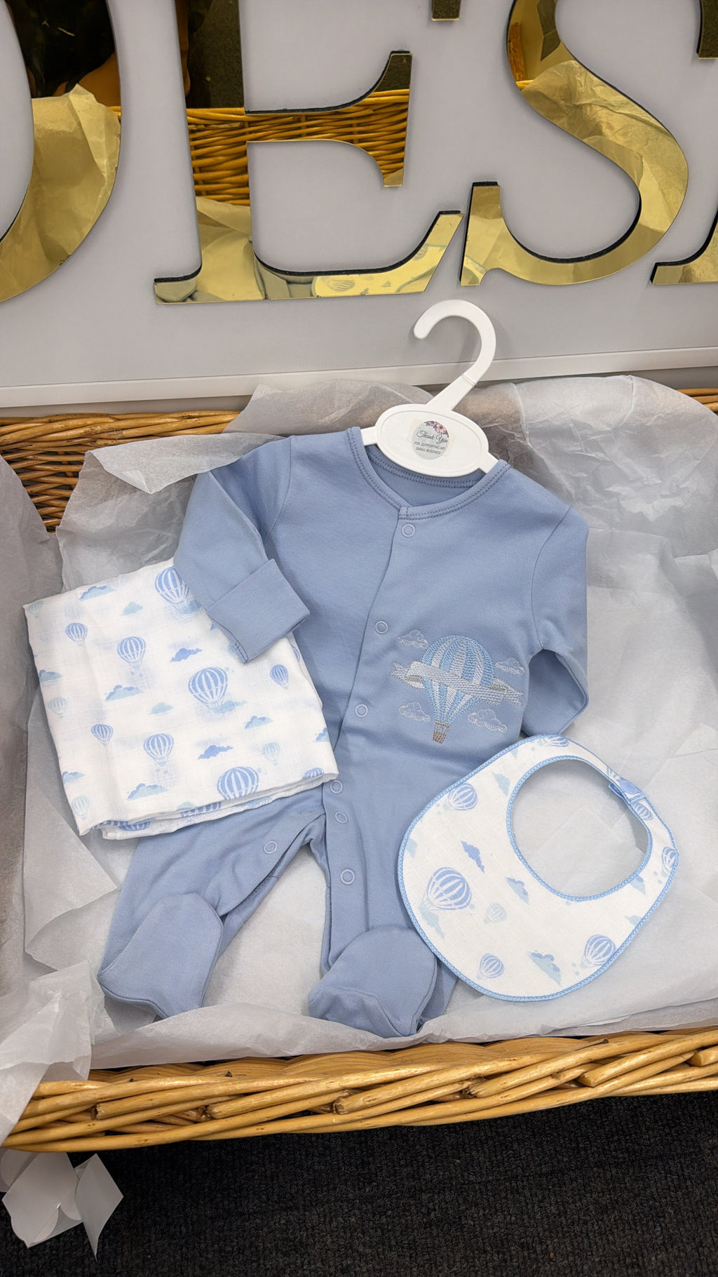 Hot air balloon babygrow bib&muslin