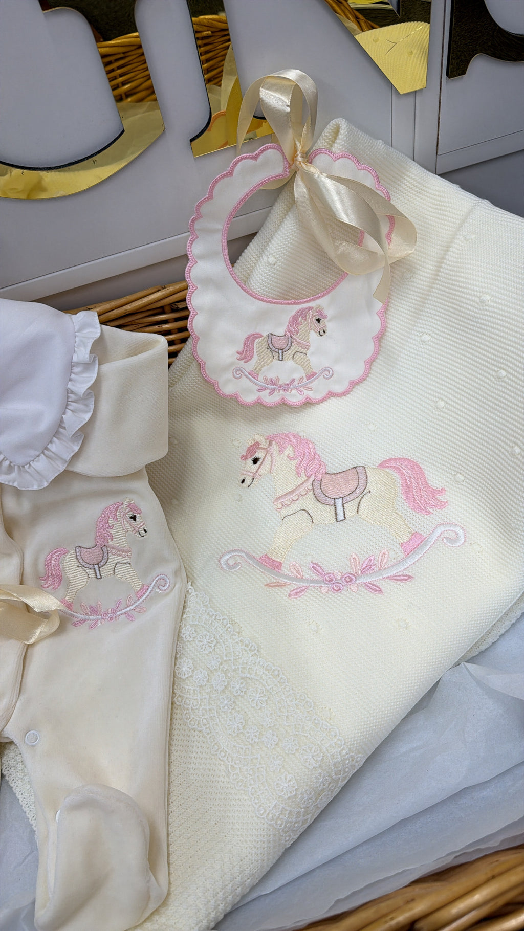 Cream&pink rocking horse full set
