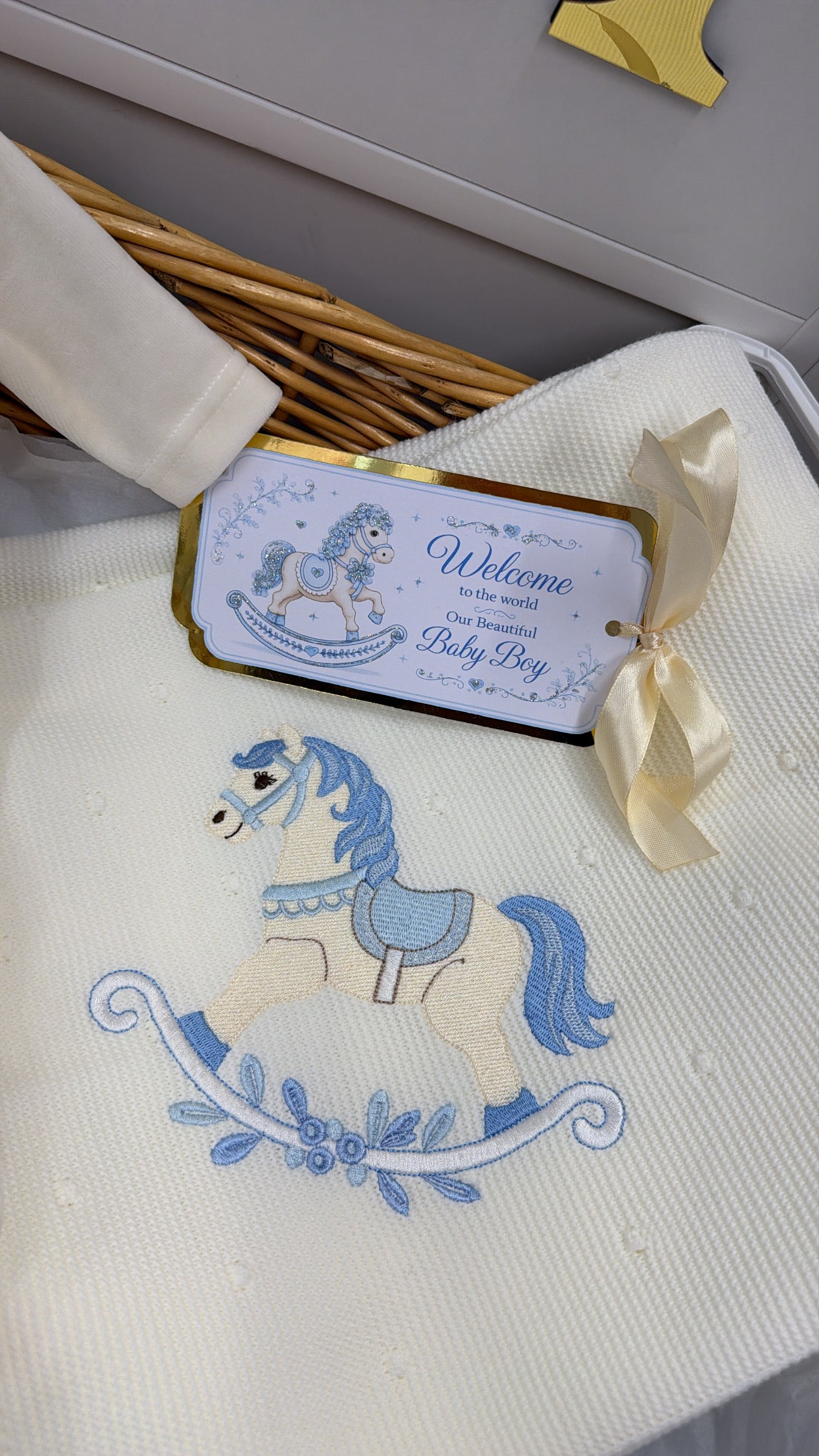 Cream & blue rocking horse full set